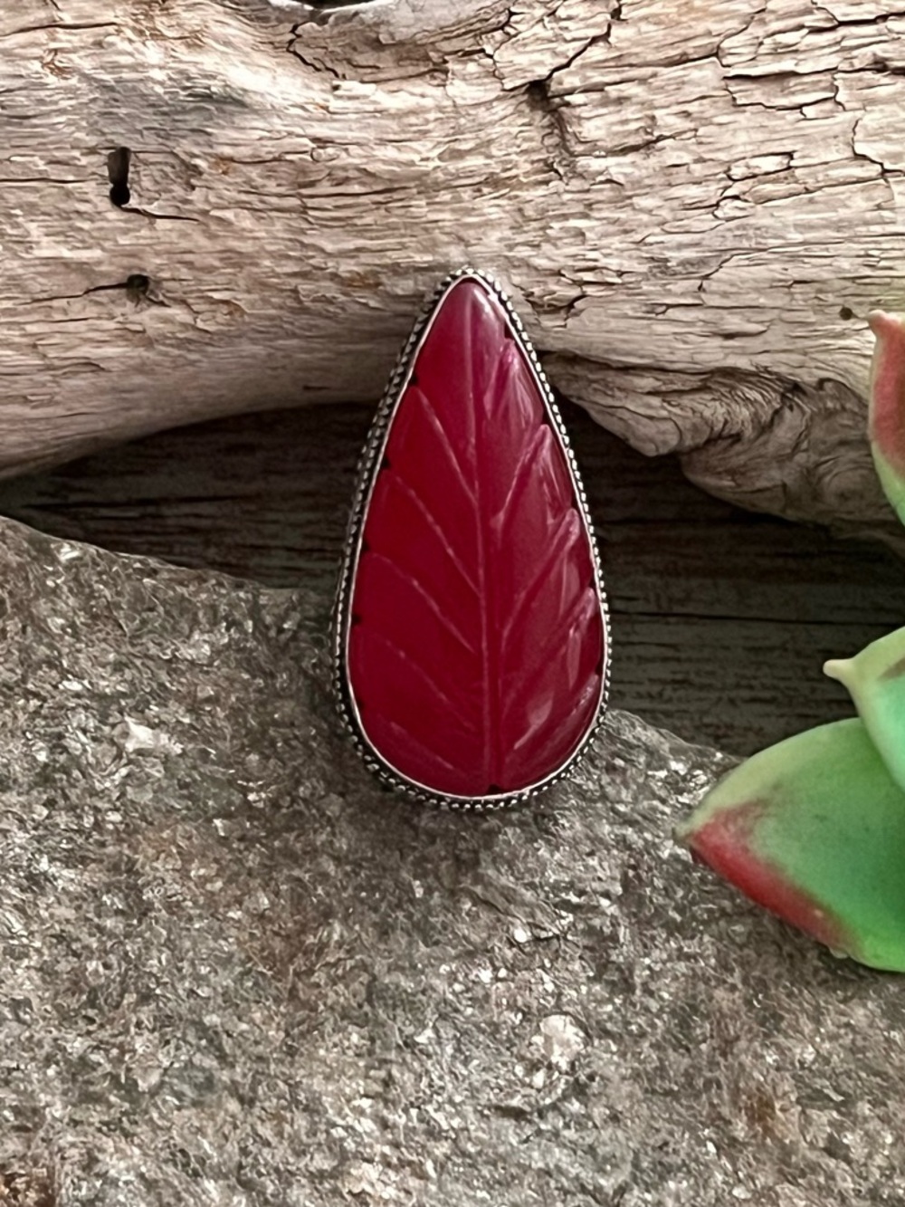 Teardrop Ruby Carved Leaf Gemstone Silver Ring Sz 7.5